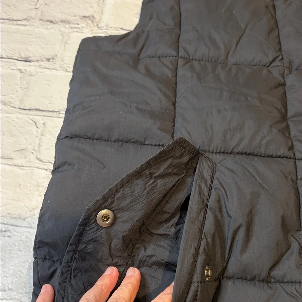 Madewell Quilted Puffer Vest - Picture 9 of 16